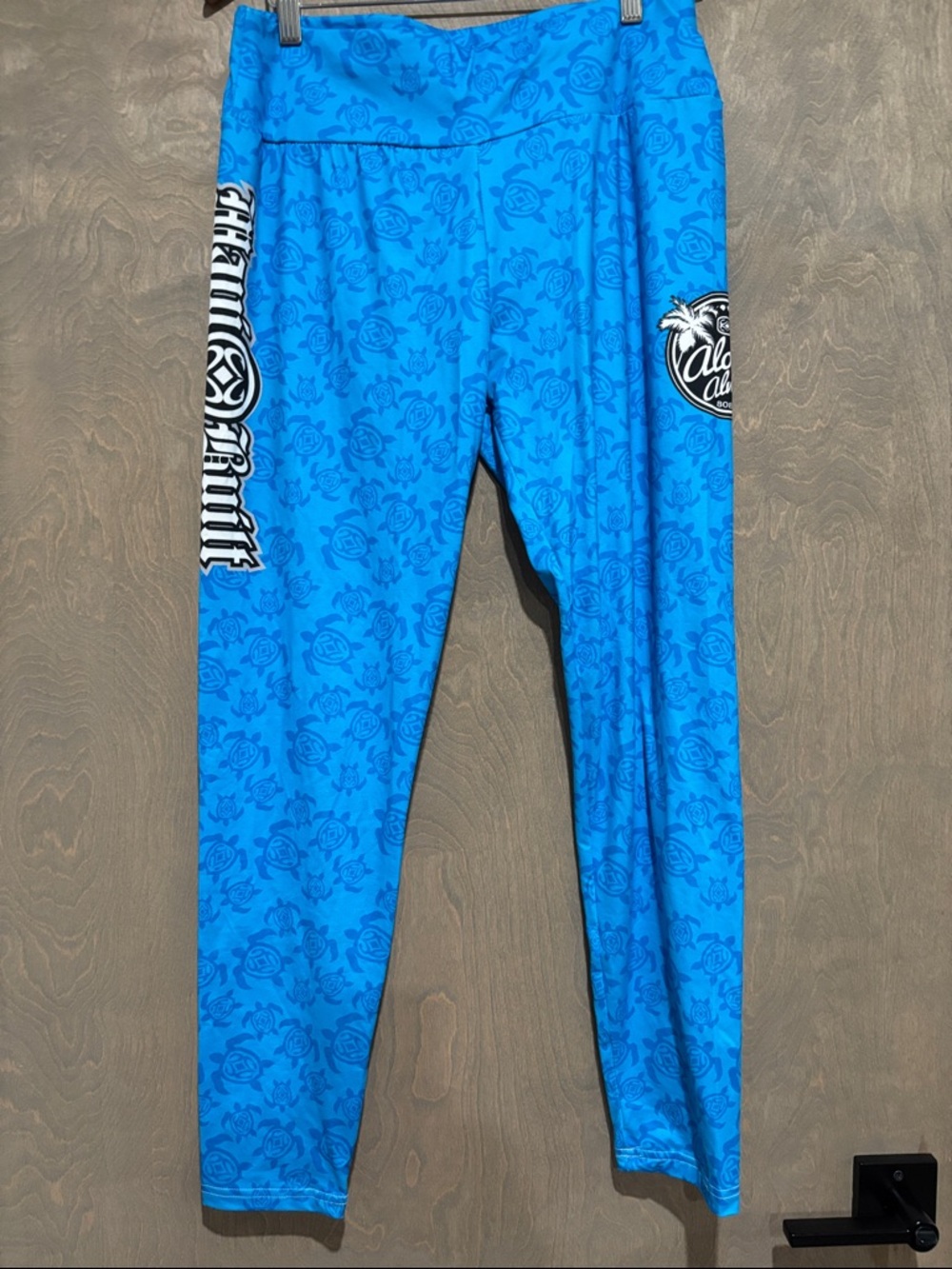 Maui Built blue honu Printed Leggings with aloha always Side Logo XL